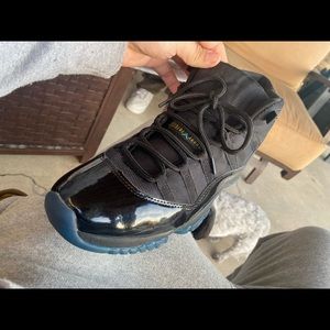 Retro 11 gammas